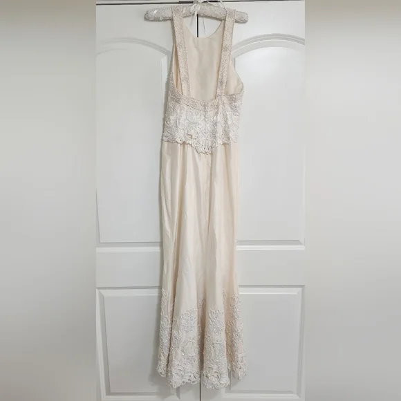 Demetrios Ilissa Vintage Wedding Dress/Gown(Carolyn Bessette-Kennedy Inspired) - Picture 4 of 10